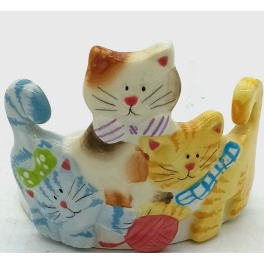 Avon 2004 Frisky Felines Ceramic Candle Holder